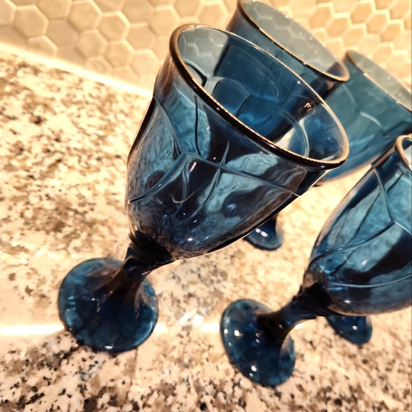 Noritake Wine Glasses (set of 5) - Picture 4 of 9